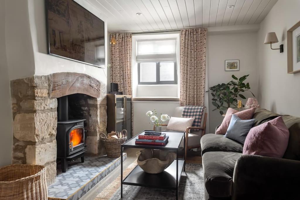 Whitsun Cottage 스토우온더올드 외부 사진